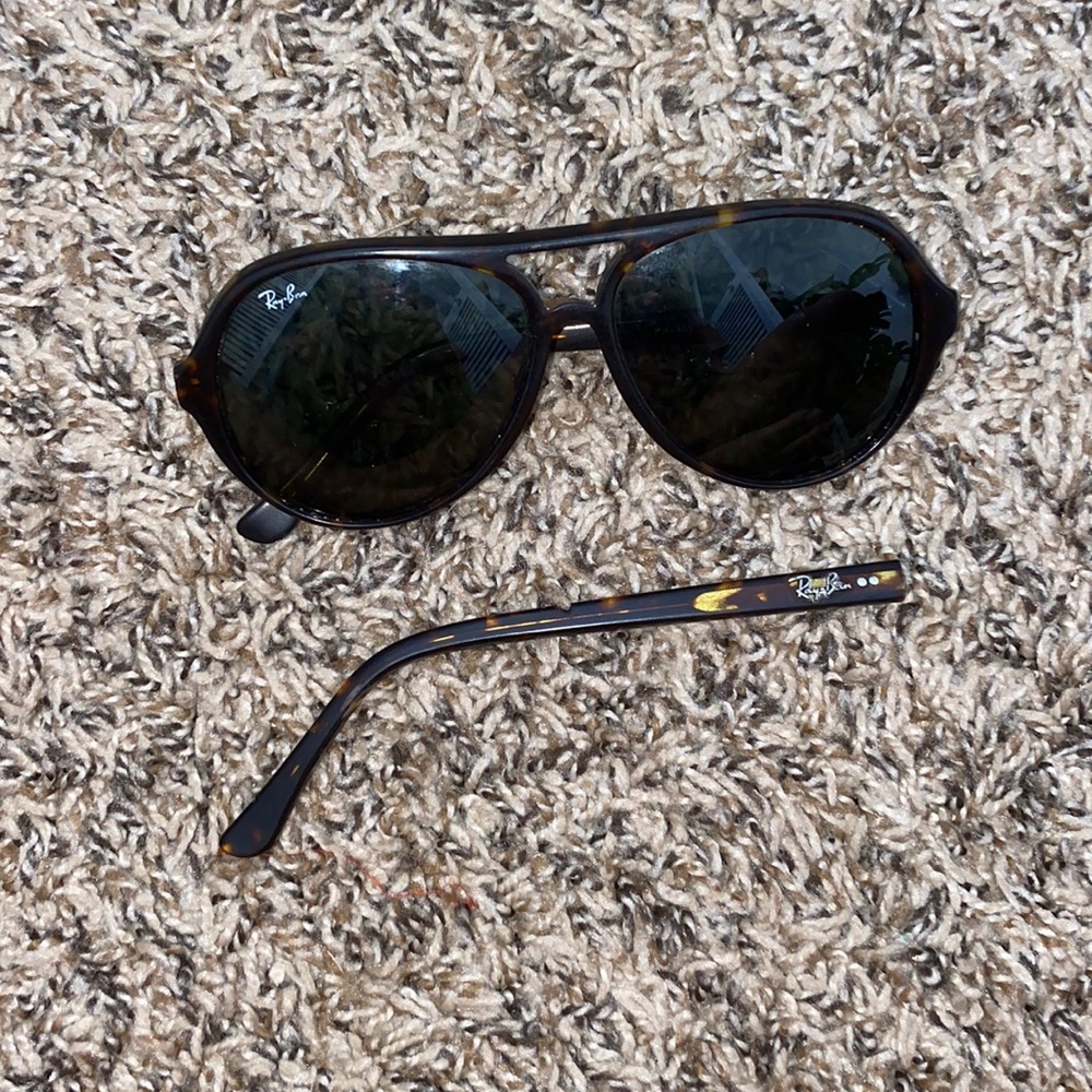 RayBan Cats 5000